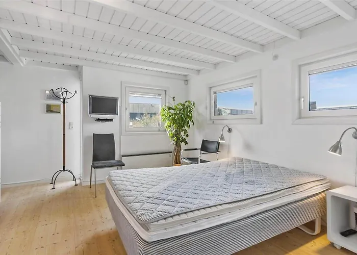 Bl1555-blokhus-egebaeksvej-17 *